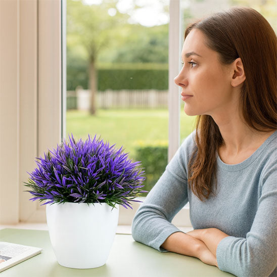 plante artificielle interieur violet