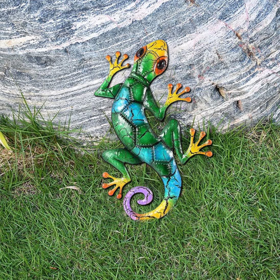 decoration de jardin lezard herbe